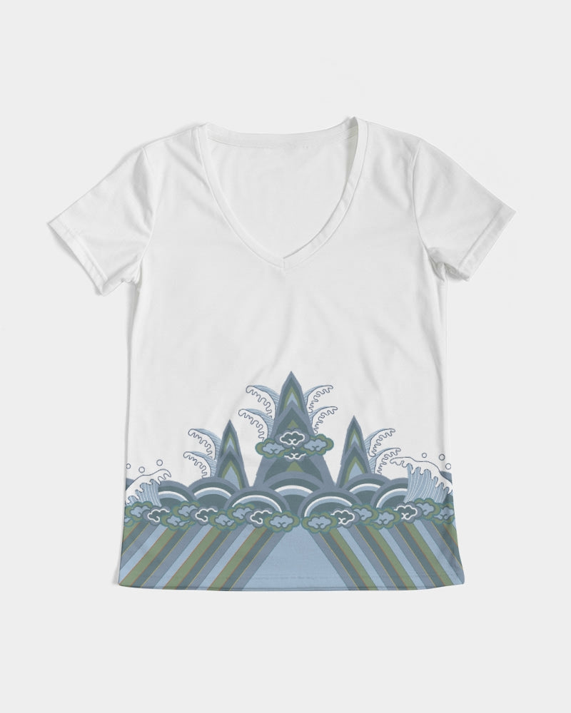 Ocean Waves Women's V-Neck Tee