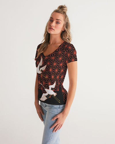 Plum Blossom Women's V-Neck Tee